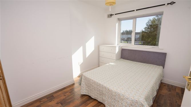 32 Beauparc, The Loakers, Dundalk, Co. Louth