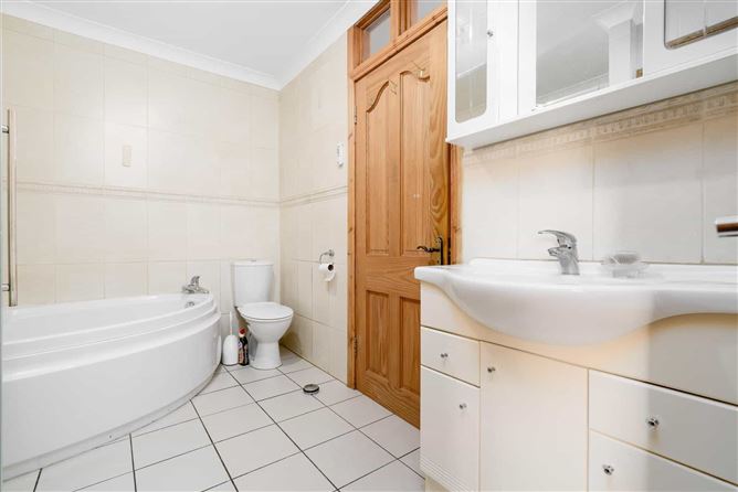 Photo 24 of 60 — Calliaghstown Lower, Rathcoole, Co. Dublin