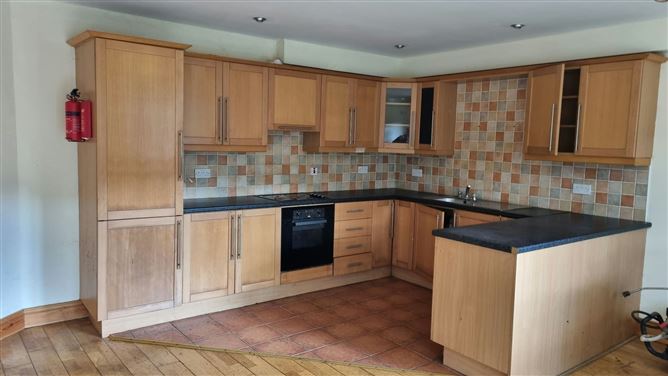 6 Sruthán Beag, Dingle, Kerry