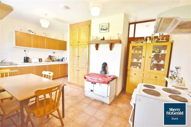 Tullahinell North, Ballylongford, Co. Kerry