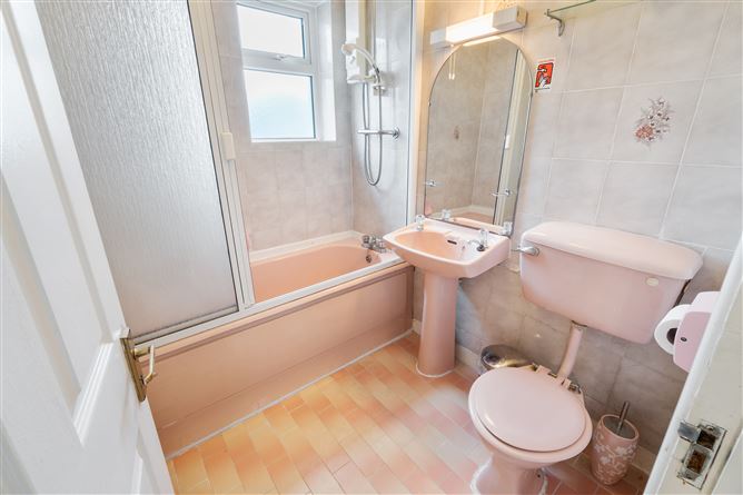 41 Grattan Park, Grattan Road, Salthill, Galway City