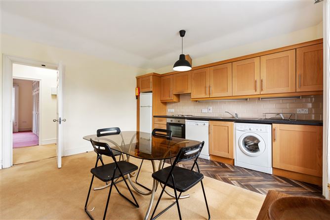 15d Warrington Place , Baggot Street, Dublin 2