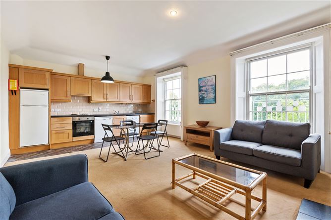 15d Warrington Place , Baggot Street, Dublin 2