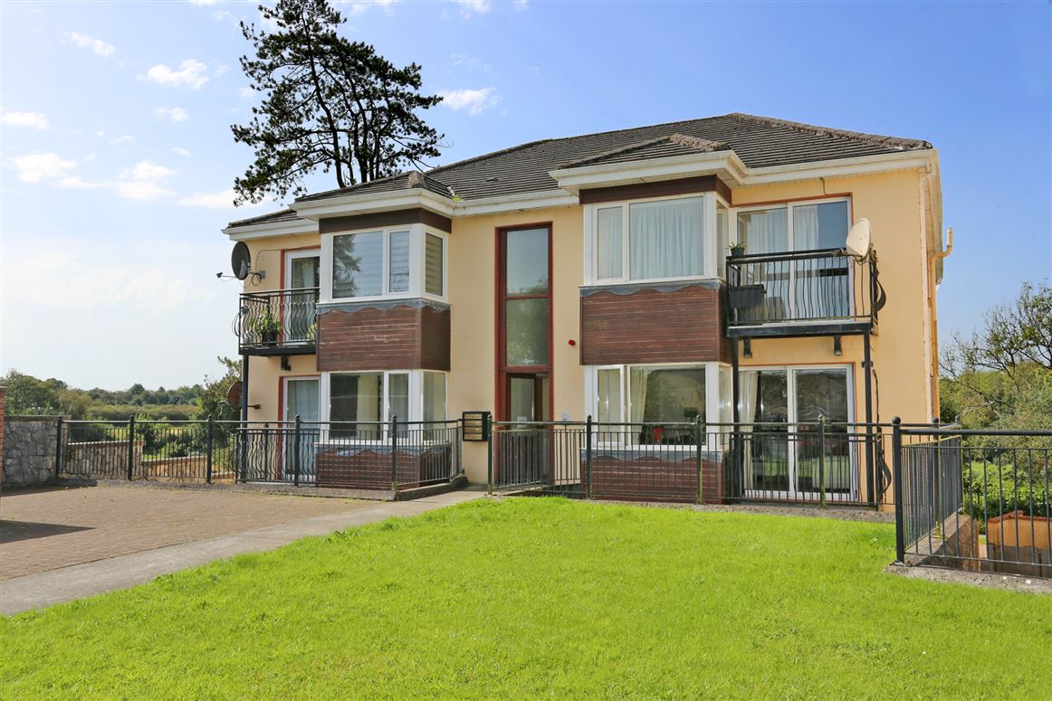 94B Boheroan, Newmarket On Fergus, Co. Clare Sherry FitzGerald O