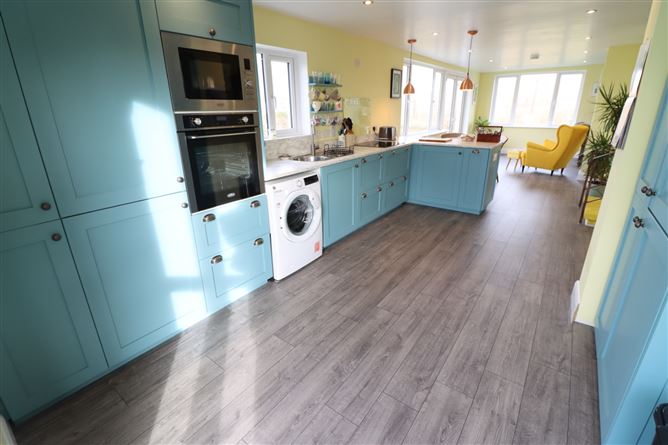 The Cottage, Knocknagore, Crosshaven, Cork