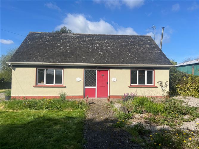 Five Acre Cottage, Derraugh, Mountrath, Laois