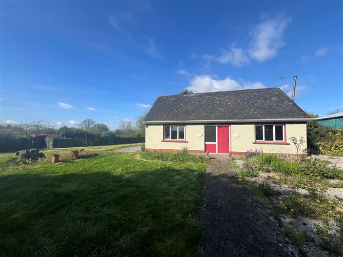 Five Acre Cottage, Derraugh, Mountrath, Laois