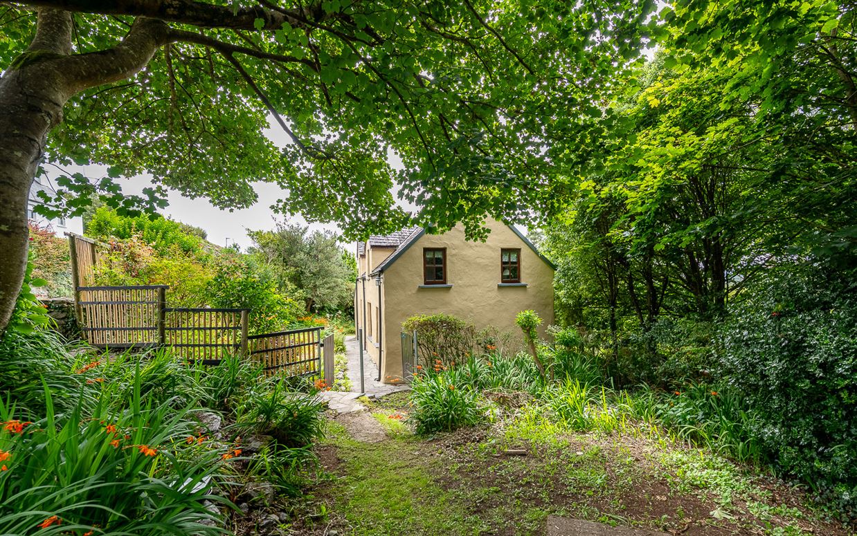 Blackthorn Cottage, Ballycarnahan, Caherdaniel, Co. Kerry