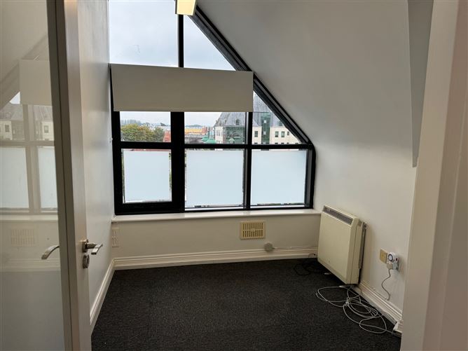 Second Floor, Unit 7, Holbar House, East Douglas Village, Douglas, Cork