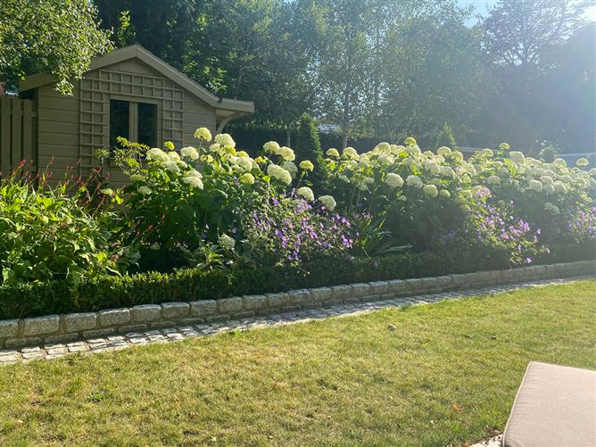 Cambridge House, 31 Sandycove Road, Sandycove, County Dublin