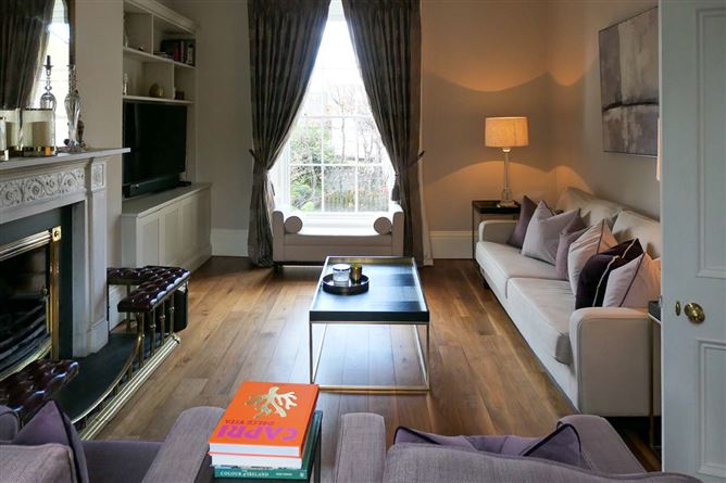 Cambridge House, 31 Sandycove Road, Sandycove, County Dublin