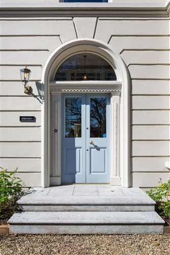 https://photos-a.propertyimages.ie/media/2/6/0/4997062/d7e38fc3-e99d-4a94-ad49-d6c2c70412a6_l.jpg