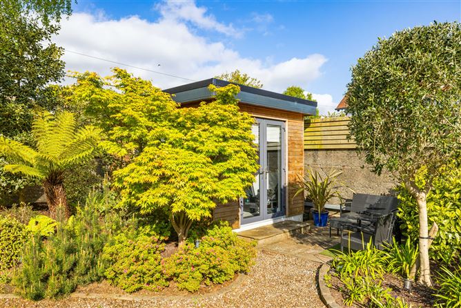 https://photos-a.propertyimages.ie/media/2/6/0/4997062/d7e38fc3-e99d-4a94-ad49-d6c2c70412a6_l.jpg