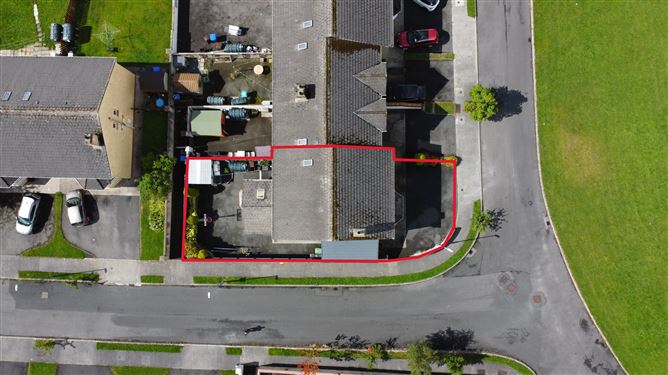 16 Warren Grove, Boyle, Roscommon