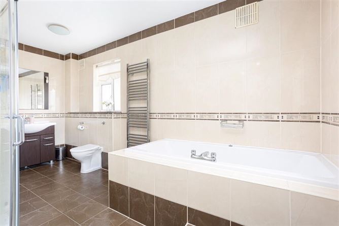 1 Ballyowen View, Lucan, Dublin