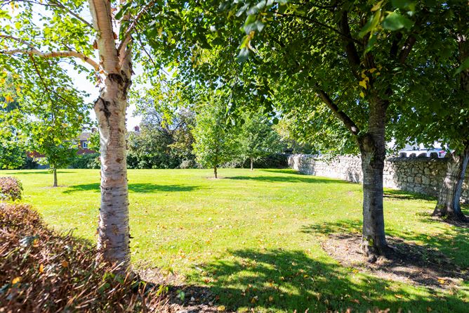 18 Camberley Oaks, Churchtown, Dublin 14