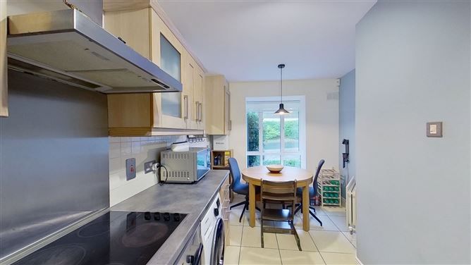 2 Cruagh Avenue, Stepaside, Dublin 18