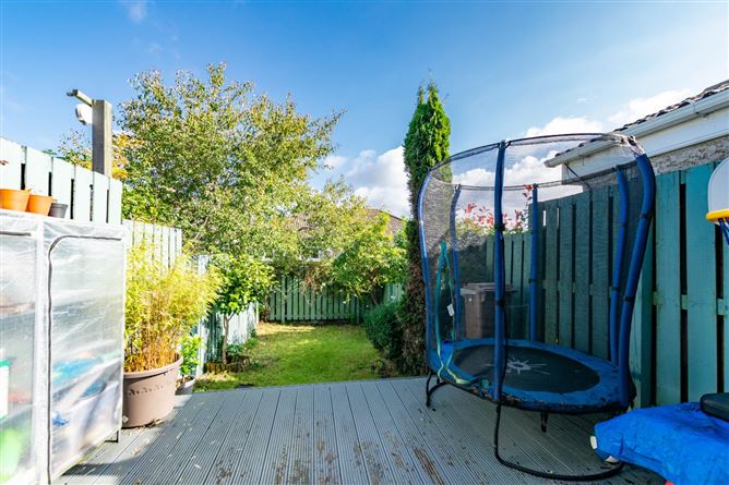 2 Cruagh Avenue, Stepaside, Dublin 18
