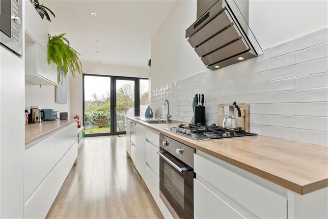 10 Millmount Terrace, Dundrum, Dublin 14