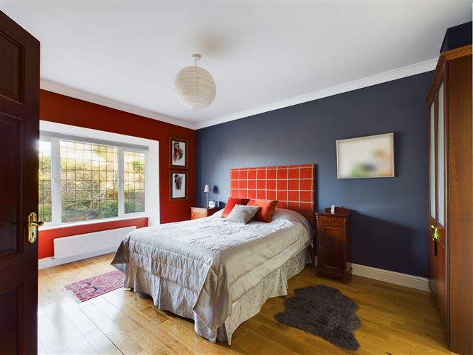 10 Sandy Lane, Castle Road, Blackrock, Cork