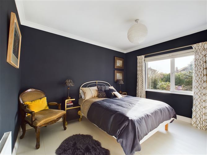 10 Sandy Lane, Castle Road, Blackrock, Cork
