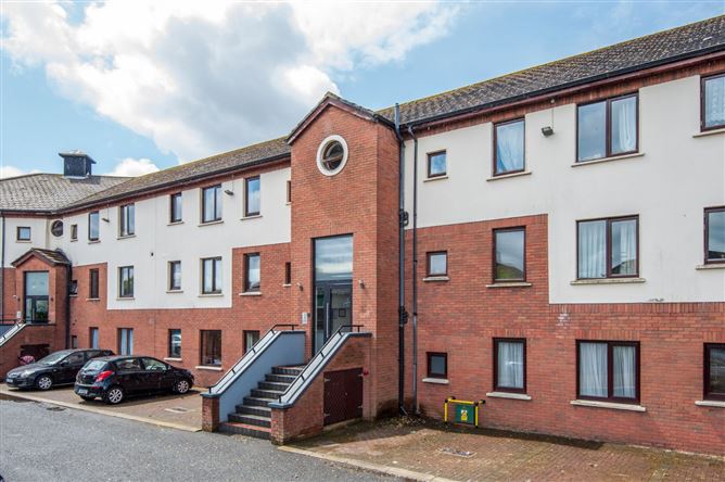 63 Grand Canal View, James's Walk, Dublin