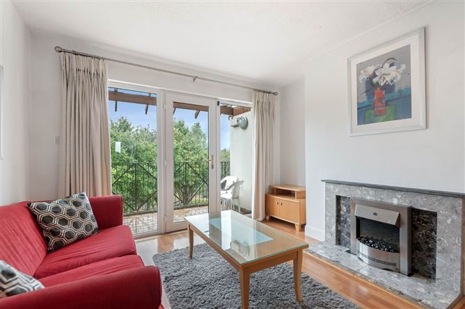 63 Grand Canal View, James's Walk, Dublin