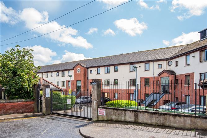 63 Grand Canal View, James's Walk, Dublin