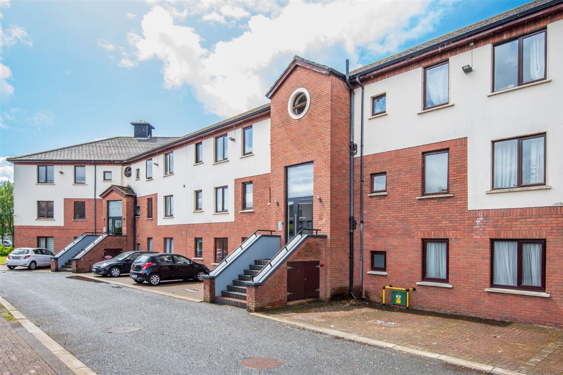 63 Grand Canal View, James's Walk, Dublin