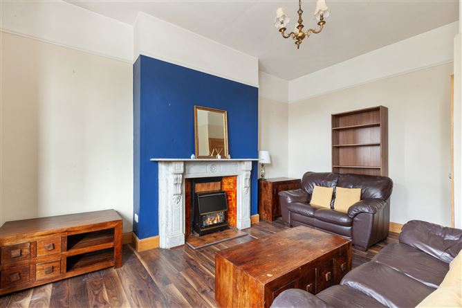 https://photos-a.propertyimages.ie/media/2/6/1/4947162/85bfb449-dd82-421f-a4f1-174509c541b3_l.jpg