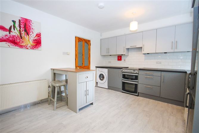 2 Alderwood Park, Springfield, Dublin 24