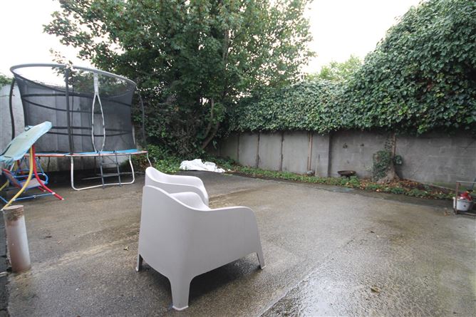 2 Alderwood Park, Springfield, Dublin 24