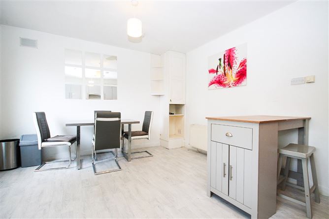 2 Alderwood Park, Springfield, Dublin 24