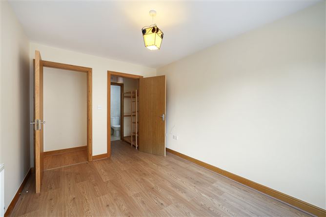 Photo 20 of 25 — 78 Whatley Hall, Archers Wood, Clonee, Dublin 15