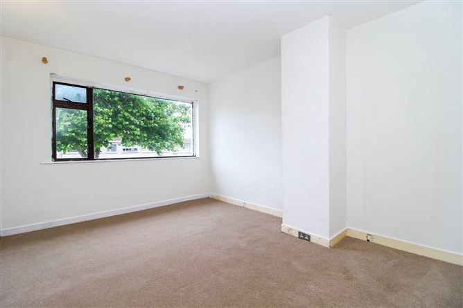 Photo 9 of 12 — 8 Alderwood Close, Springfield, Tallaght, Dublin 24