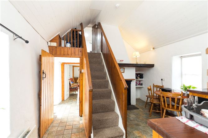 An Teach Oilean, Crossfarnoge, Kilmore Quay, Co. Wexford