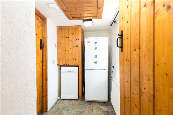 An Teach Oilean, Crossfarnoge, Kilmore Quay, Co. Wexford