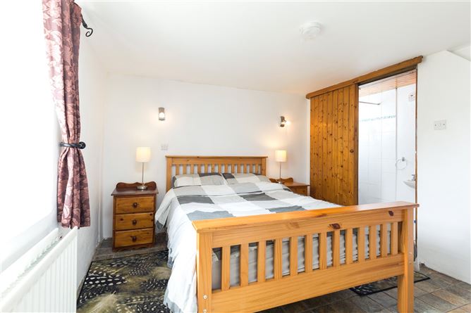 An Teach Oilean, Crossfarnoge, Kilmore Quay, Co. Wexford