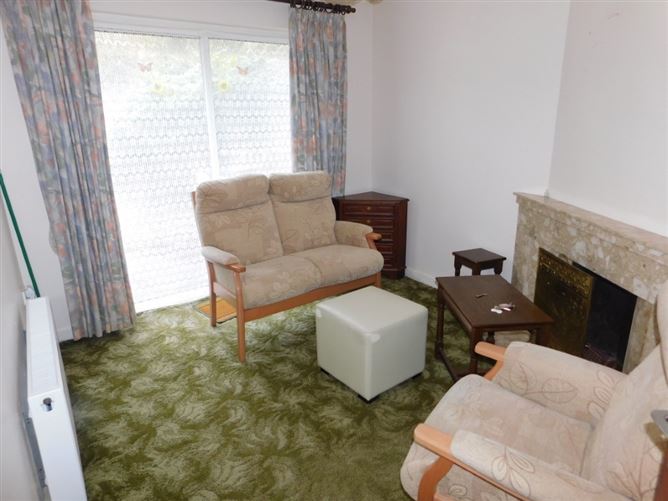 21 Castle Court, Church Road, Carrigaline, Co. Cork., Carrigaline, Cork