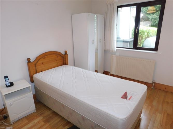 21 Castle Court, Church Road, Carrigaline, Co. Cork., Carrigaline, Cork