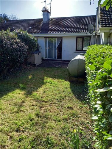 21 Castle Court, Church Road, Carrigaline, Co. Cork., Carrigaline, Cork