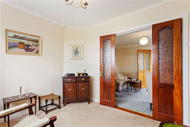 53 Mulvey Park , Dundrum, Dublin 16