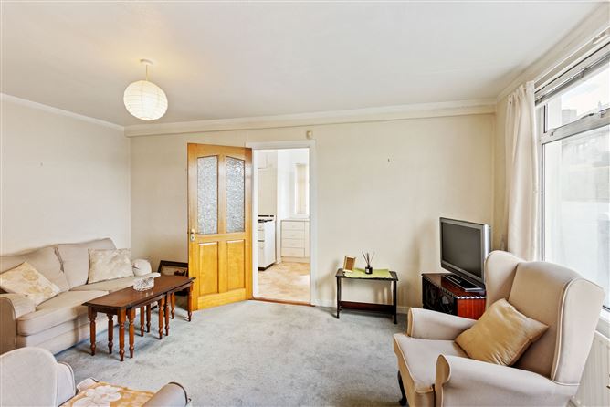 53 Mulvey Park , Dundrum, Dublin 16
