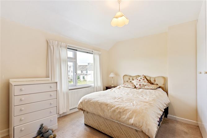 53 Mulvey Park , Dundrum, Dublin 16
