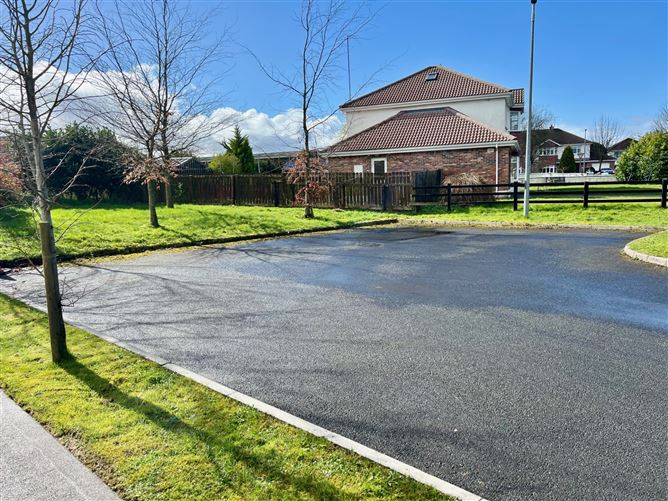 8 Woodville Close, Woodville Grange, Athlone, Co. Westmeath