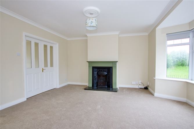 8 Woodville Close, Woodville Grange, Athlone, Co. Westmeath