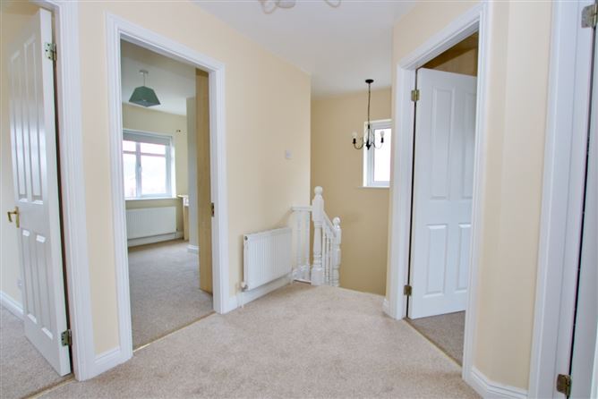 8 Woodville Close, Woodville Grange, Athlone, Co. Westmeath