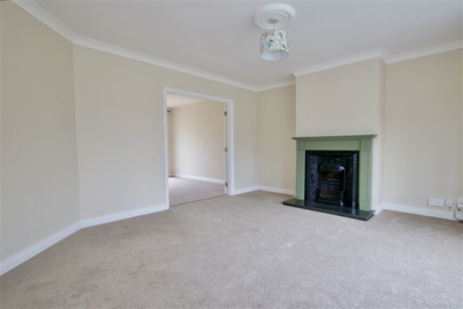 8 Woodville Close, Woodville Grange, Athlone, Co. Westmeath