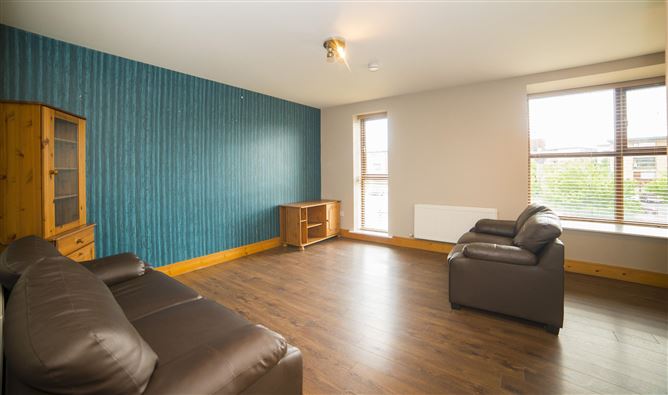 5 Castlegate Green, Adamstown Castle, Lucan, Dublin