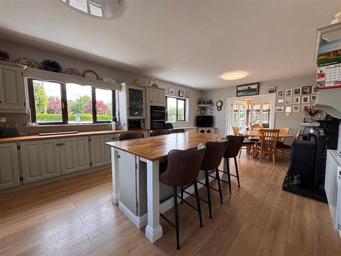 Clonmore, South, Cahir, Tipperary